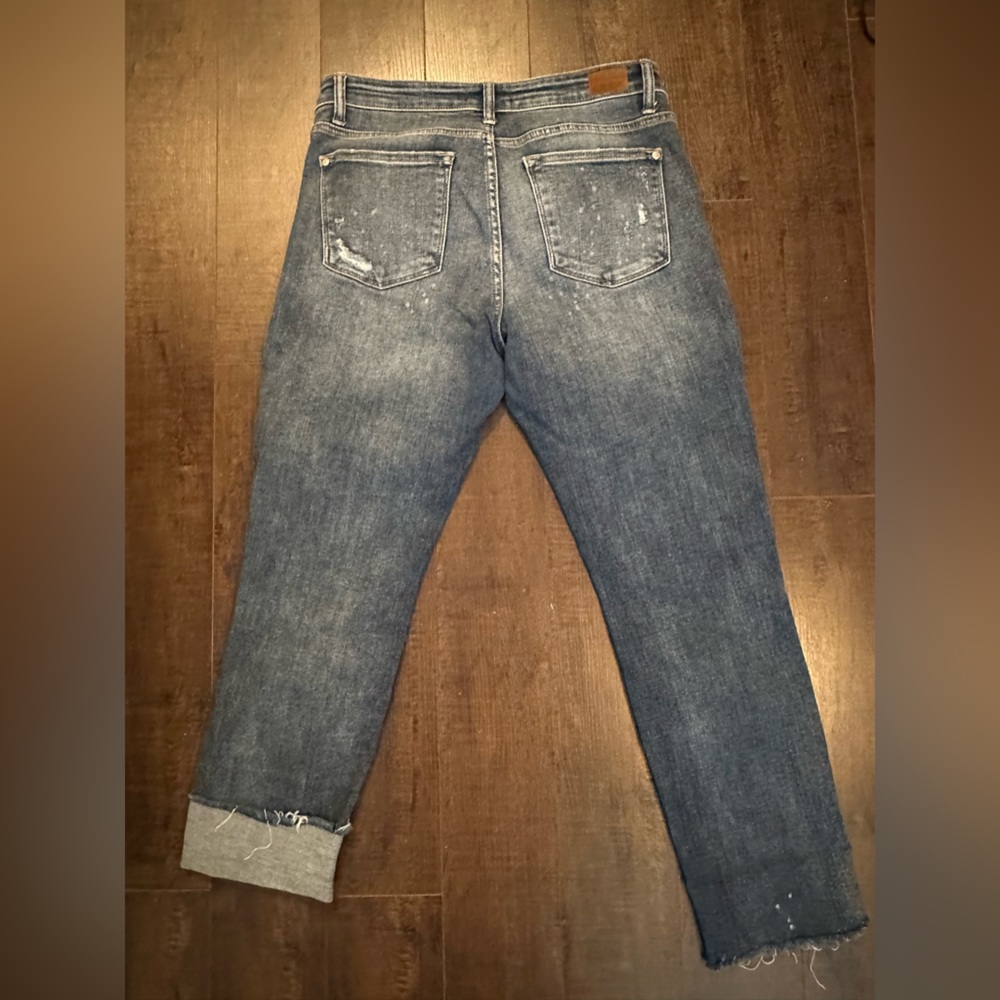 Judy Blue Boyfriend Fit jeans in good condition. Size 11/30. - Picture 3 of 3